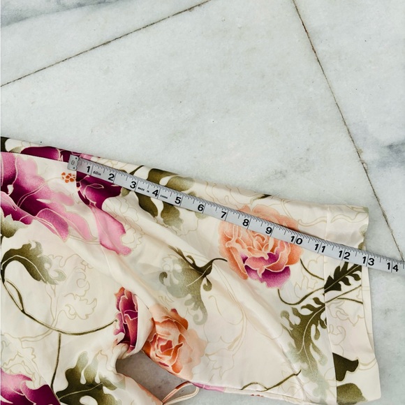 Vintage L.A. Intimates Floral Satin Kimono Robe Size Medium - Picture 6 of 8